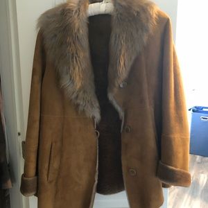 Genuine shearling sheepskin coat. Size large.